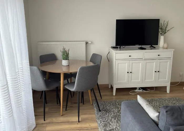 Superbe Appartement Au Calme Avec Vue Sur Le Lac.